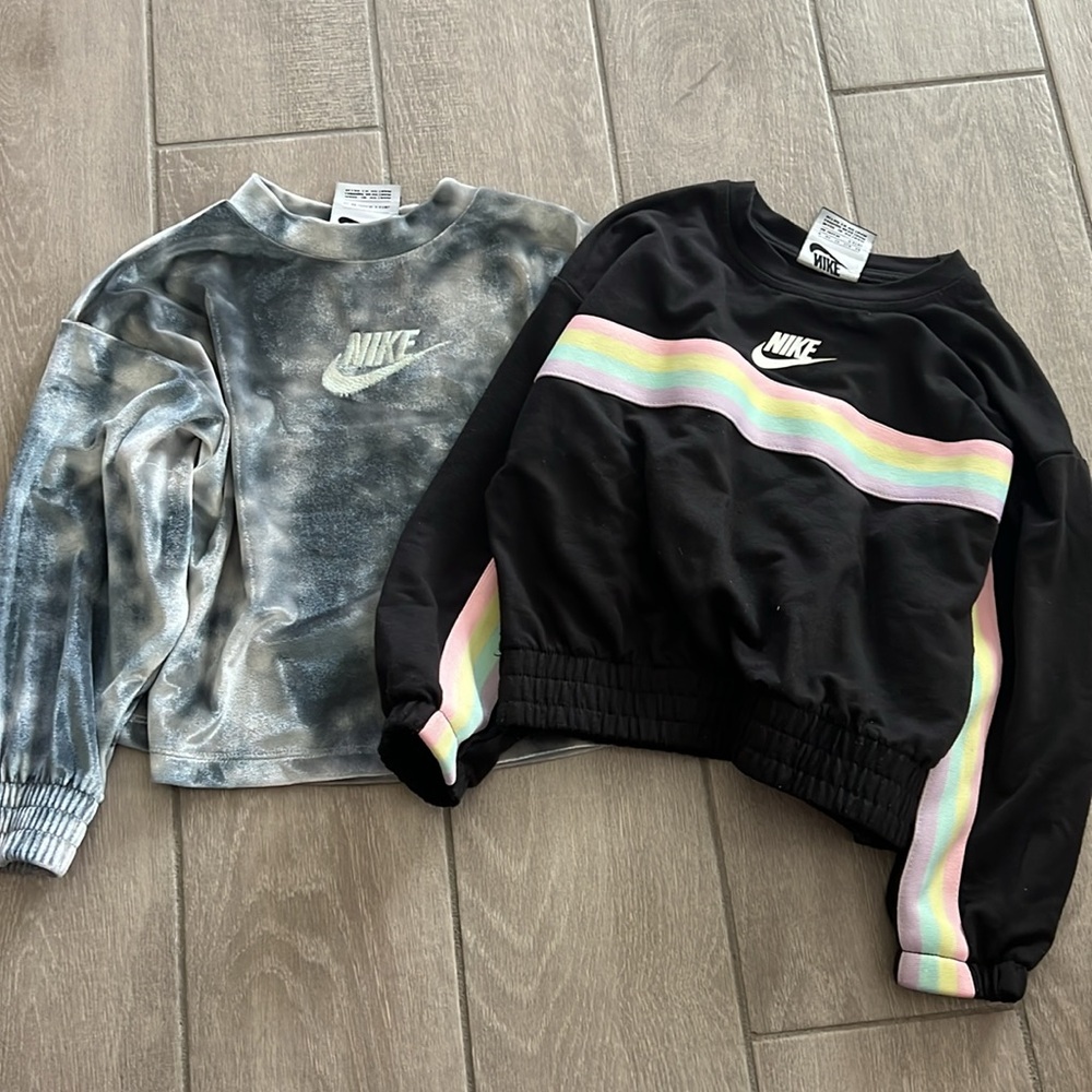 Nike sweatshirt bundle